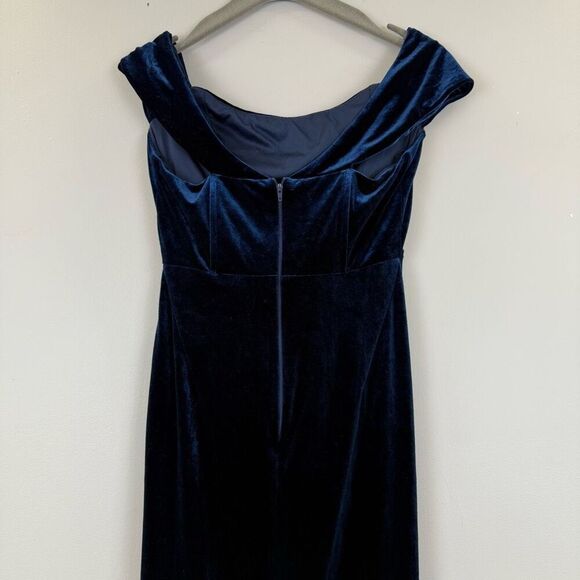 Line + Dot DuJour Gown - Picture 12 of 12
